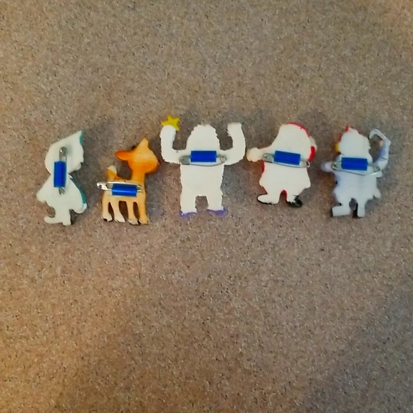 πRUDOLPH AND FRIENDS PINS/ORNAMENTS π - Picture 2 of 13